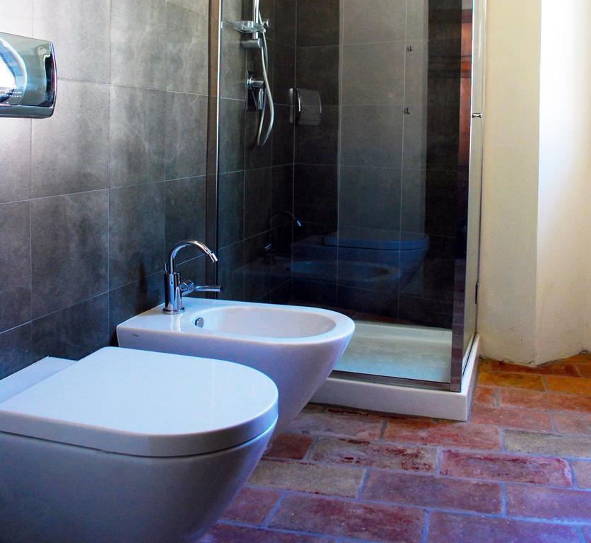 Camera Con Vista Fossombrone Zimmer foto